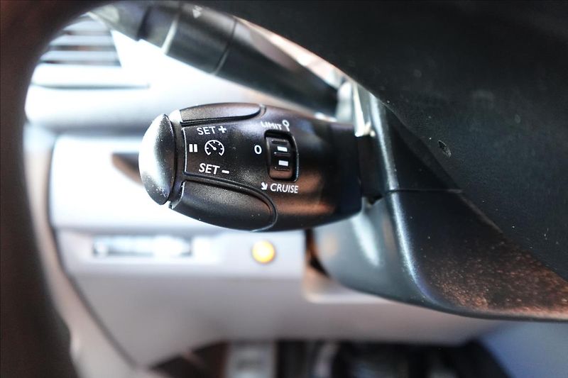 Citroën Jumpy 2,0 HDi  L2H1 6MÍST KLIMA SERV - fotka 27 z 39
