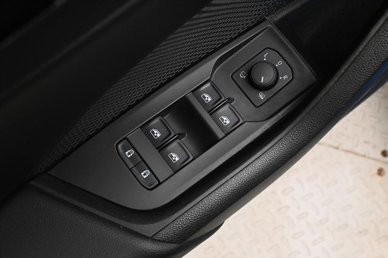 Škoda Octavia 2,0 TDI 110kW DSG Ambiente Zár - fotka 26 z 32