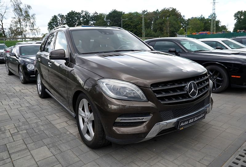 Mercedes-Benz Třídy M ML 350i AMG 4Matic/Motor klepe - fotka 5 z 29