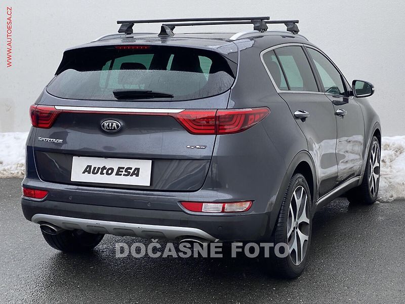 Kia Sportage (2016) 2.0 CRDi AWD, GT Line, AT - fotka 4 z 20