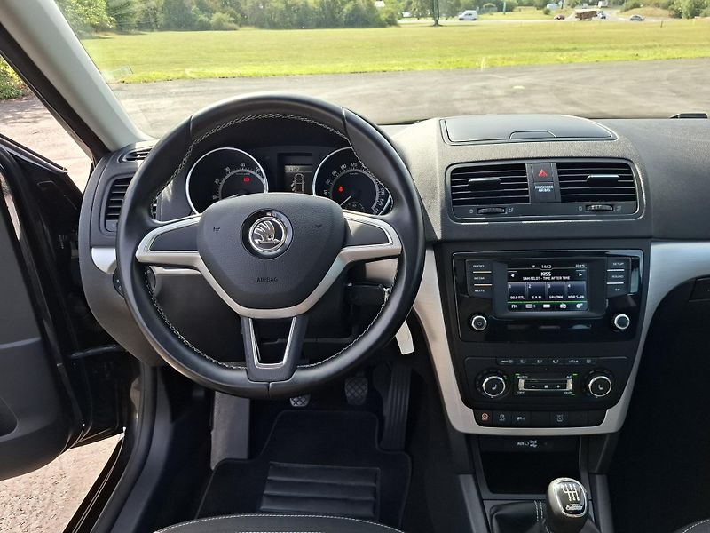 Škoda Yeti (2015) EDITION 1.2TSi 81kW,tažné,xen - fotka 10 z 18