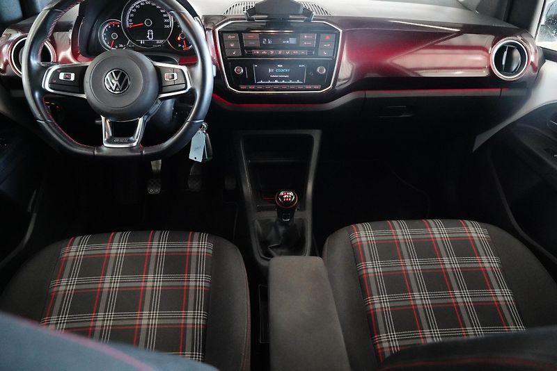 Volkswagen up! - fotka 20 z 24