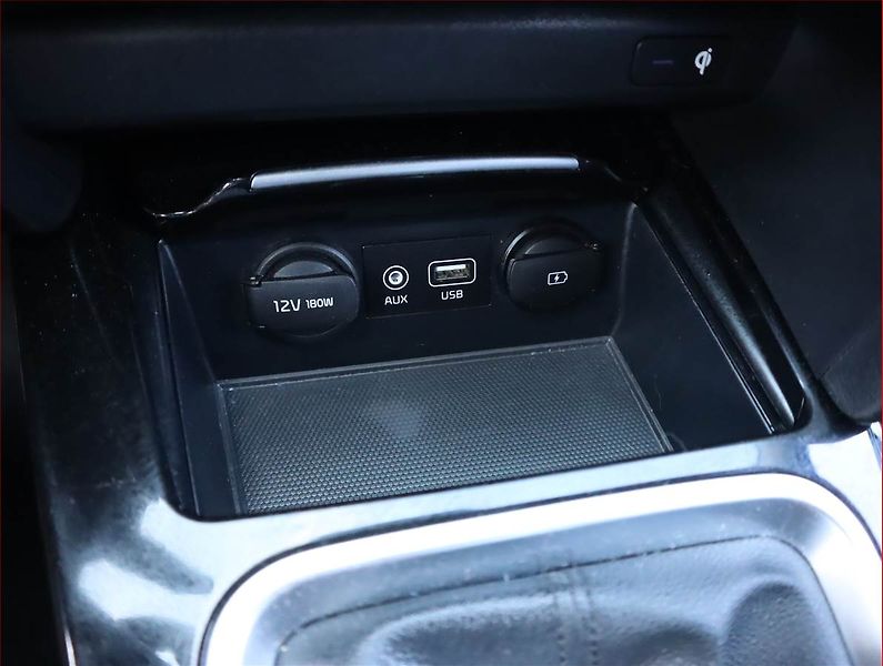 Kia Ceed (2019) 1.6 CRDi, Serv.kniha, Navi - fotka 17 z 19