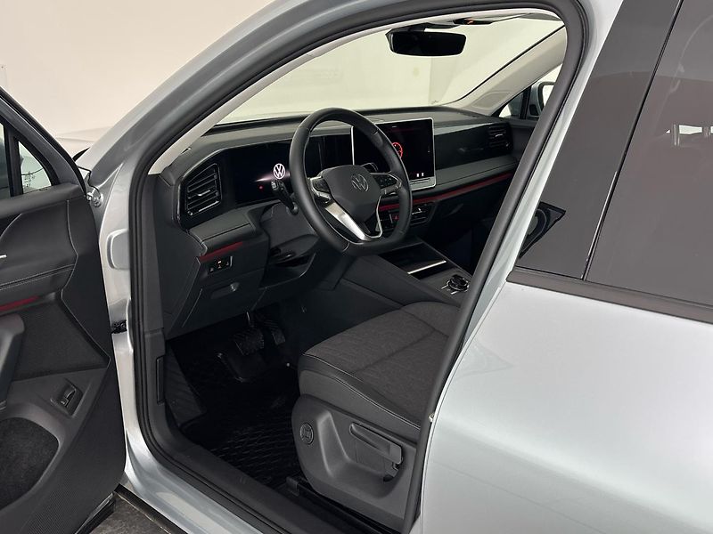 Volkswagen Tiguan Life - fotka 6 z 31