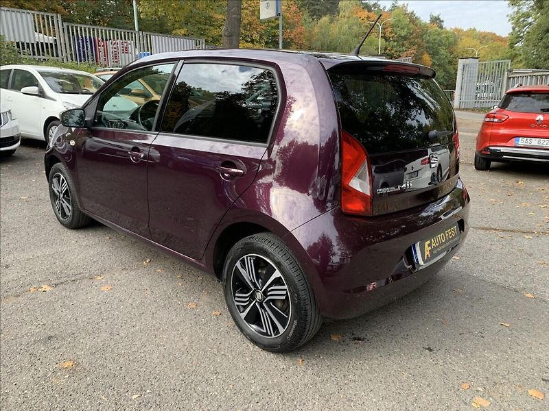 Seat Mii 1,0 i COSMOPOLITAN,ČR - fotka 7 z 17