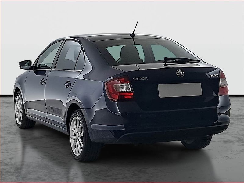 Škoda Rapid (2017) Style 1.0 TSI, Serv.kniha - fotka 4 z 23