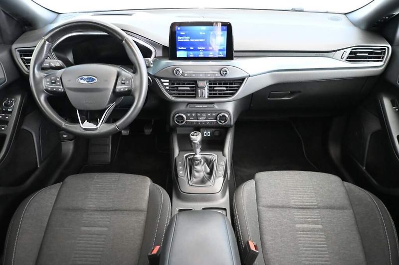 Ford Focus (2022) 1.5 ACTIVE X LED ACC VIRTUAL B - fotka 12 z 38