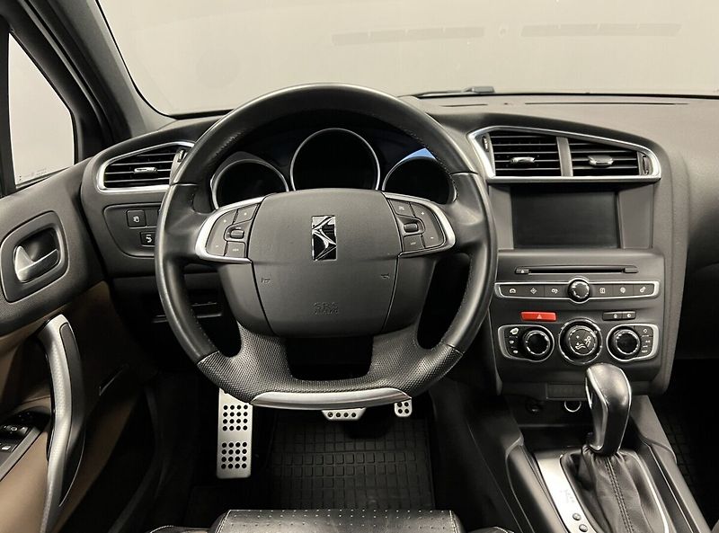 DS Automobiles DS4 2,0 HDi AT S&S Sport - fotka 6 z 16