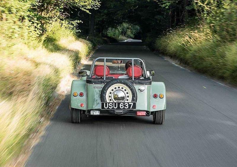Caterham Seven Sprint.