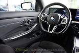 BMW Řada 3 320D xDrive M-SPORT ČR 1.M - náhled 22