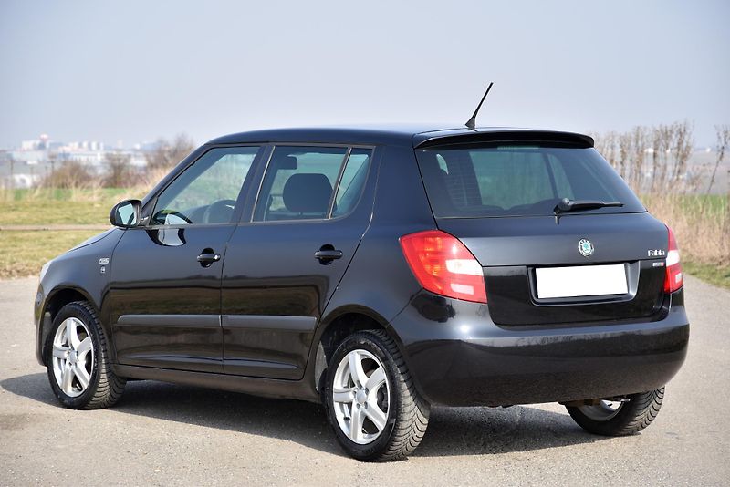 Škoda Fabia 1.6 TDi CR FAMILY, KLIMA, TEMP - fotka 3 z 50