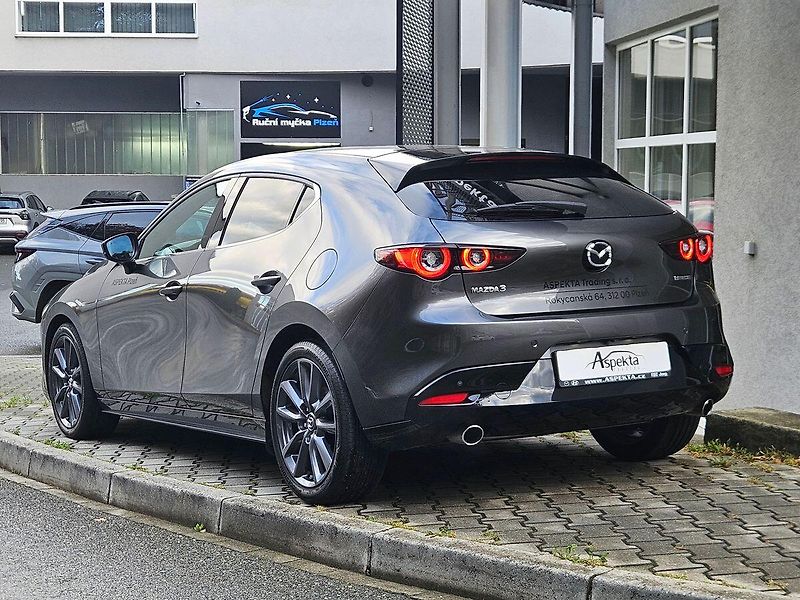 Mazda 3 2.5l e-SKYACTIV G, 1.majitel - fotka 3 z 31