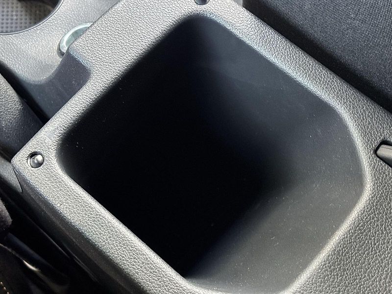 Škoda Kamiq (2023) 1.5 TSI Scoutline - fotka 21 z 30