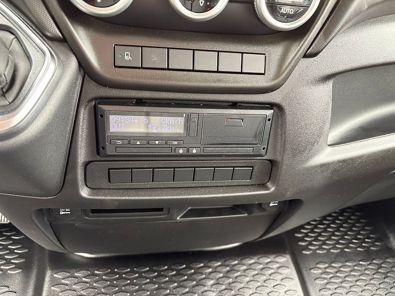 Iveco Daily (2026) 3.0 AUT, Souprava 22EP, Tacho - fotka 17 z 23