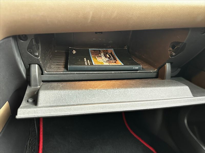 Mini Countryman 2,0 SD 140kW- automat- CZ - fotka 40 z 47