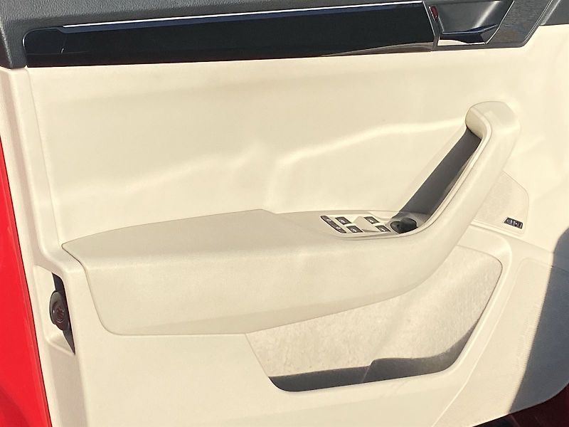 Škoda Superb (2018) Combi III 2.0 TDI 4x4 L&K - fotka 33 z 49