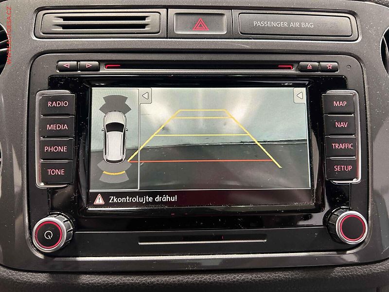 Volkswagen Tiguan (2014) 2.0 TDi 4x4, R-Line, bixen - fotka 15 z 17