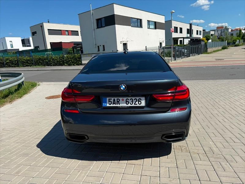 BMW Řada 7 740Ld M-Paket xDrive Panorama - fotka 5 z 20