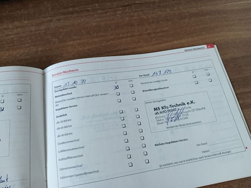 Škoda Fabia 1.6 Combi Ambiente - fotka 29 z 33