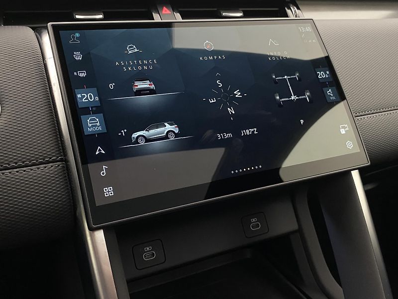 Land Rover Discovery Sport P250 DYNAMIC SE AWD AUT - fotka 35 z 46