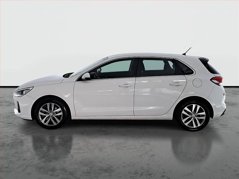 Hyundai i30 (2018) 1.4 T-GDI, Serv.kniha - fotka 3 z 19