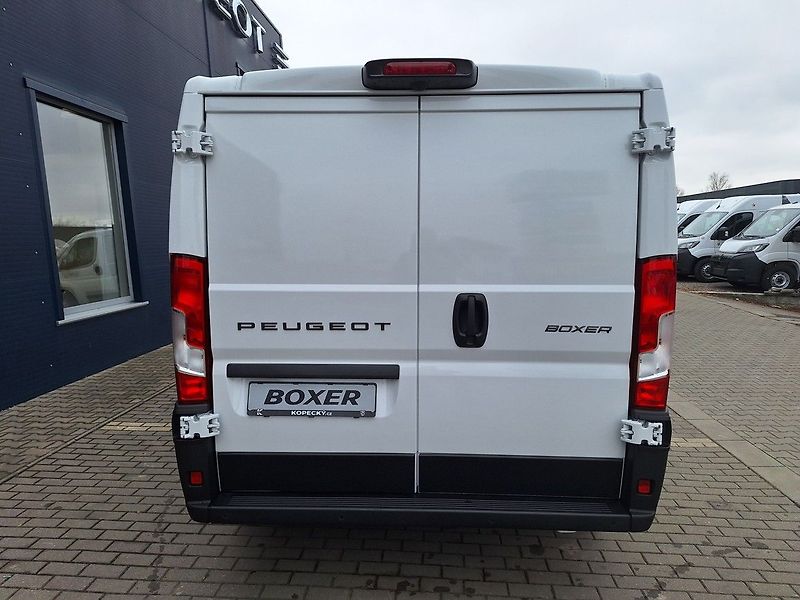 Peugeot Boxer (2026) Furgon 3300 L2H1 BHDi 140k  M6 - fotka 4 z 12
