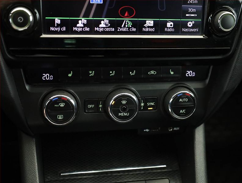 Škoda Octavia (2015) RS 2.0 TDI, Automat, Kůže - fotka 13 z 20