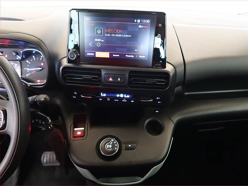 Citroën Berlingo (2020) Feel 1.5 BlueHDi, 5Míst, SR - fotka 12 z 17