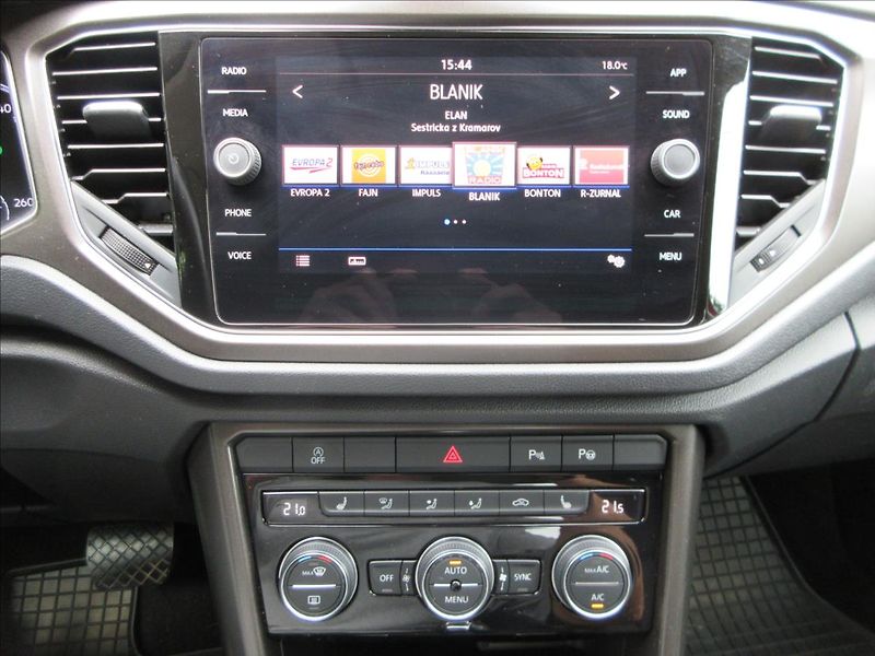 Volkswagen T-Roc 1,5 TSi 110Kw, DSG, Nové ČR - fotka 20 z 41