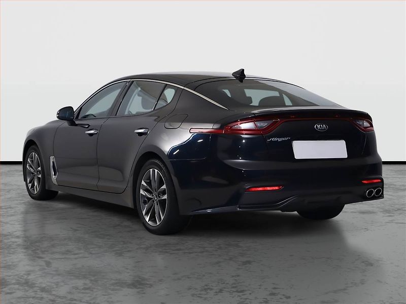 Kia Stinger (2018) 2.2 CRDi - fotka 4 z 23