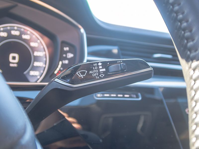 Audi A8 (2018) 3.0T 250KW B/O – TAŽNÝ - fotka 21 z 61