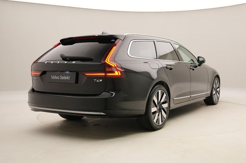 Volvo V90 T6 AWD RECHARGE BRIGHT PLUS  - fotka 13 z 64