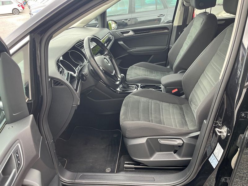 Volkswagen Touran (2020) 2.0 TDi DSG LED Webasto TOP - fotka 8 z 21