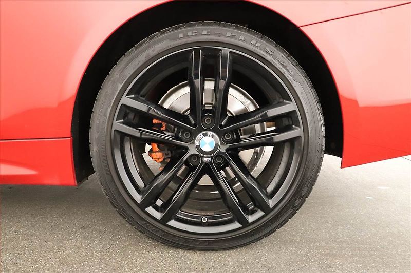BMW Řada 4 (2018) M Paket 420d, 4X4, Automat - fotka 12 z 19