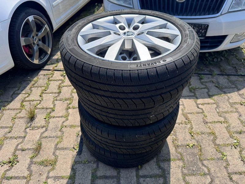 Škoda Octavia (2015) 1,4 TSI 110 KW SERVIS STK - fotka 49 z 50