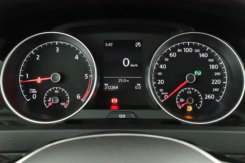 Volkswagen Golf (2015) 1.6 TDI, Automat, Tempomat - fotka 11 z 16