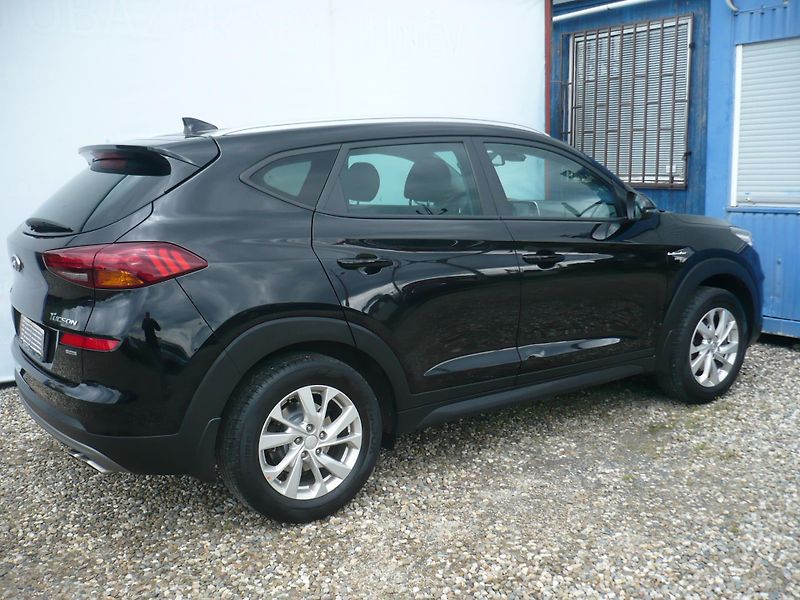 Hyundai Tucson 1.6T-GDI 130Kw 4x4 ČR Kamera - fotka 6 z 33