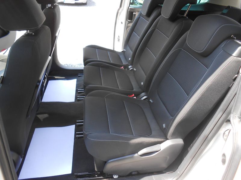 Seat Alhambra 7míst,xenon,panorama. - fotka 21 z 28