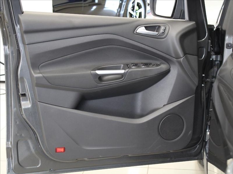 Ford C-MAX 1,0 EBoost 92kW Trend TAŽNÉ ČR - fotka 14 z 18