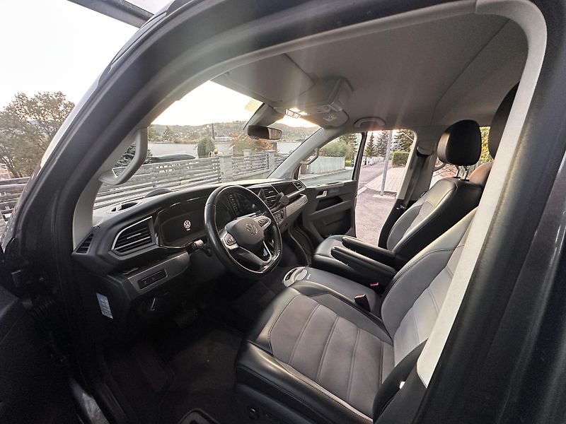 Volkswagen Multivan (2022) - fotka 10 z 21