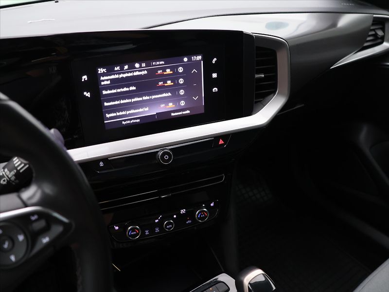 Opel Mokka 1,5 CDTI 81kW Ultimate - fotka 21 z 33