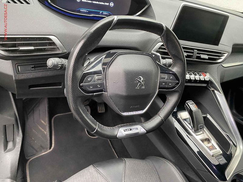 Peugeot 5008 (2019) 1.2 PT, GT Line, AT, LED - fotka 13 z 19