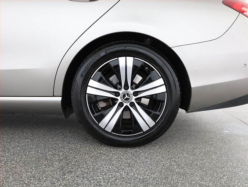 Mercedes-Benz Třídy C (2022) C 200 - fotka 21 z 21