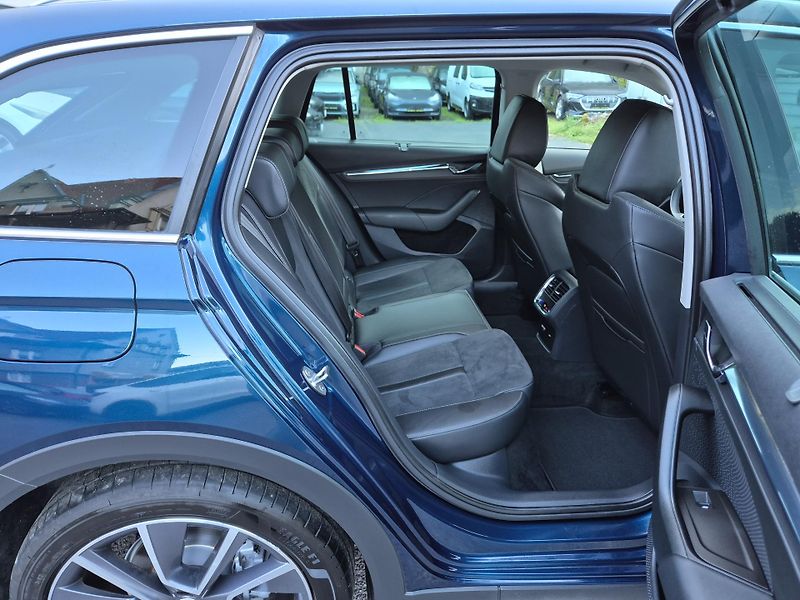 Škoda Octavia Combi Scout TDi 147kw DSG 4x4 - fotka 15 z 49