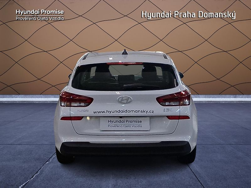Hyundai i30 (2025) WG FL 1,5 T-GDI MH DCT COMFORT - fotka 9 z 9