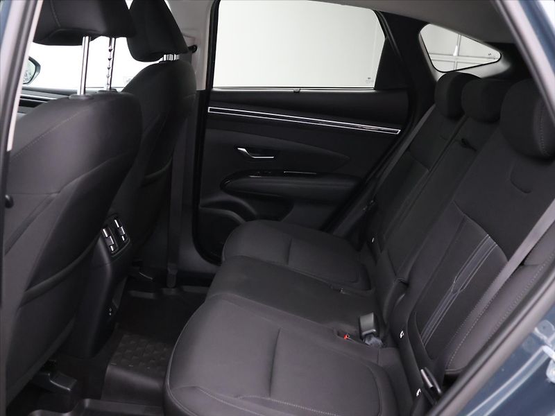 Hyundai Tucson 1,6 CRDi MHEV 100kW Style - fotka 15 z 33