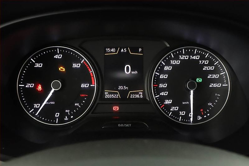 Seat Leon (2016) 2.0 TDI, 4X4, Automat, Kůže - fotka 9 z 18