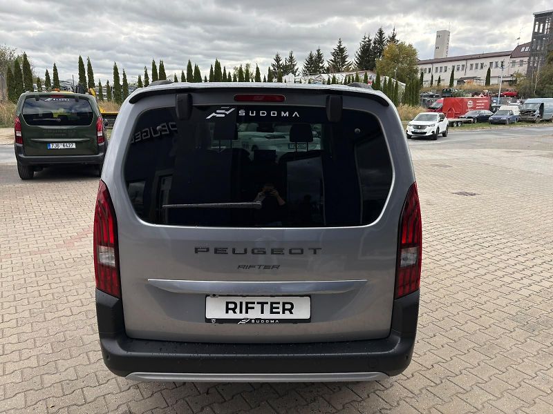 Peugeot Rifter (2026) LONG GT BlueHDi 130 EAT8 - fotka 6 z 32