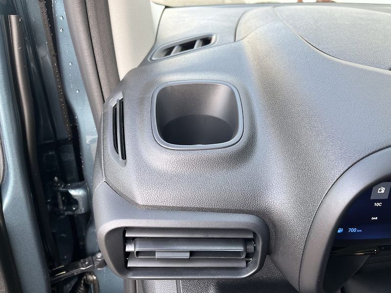 Toyota ProAce City Verso 1,5 D AT Family LWB - fotka 24 z 28