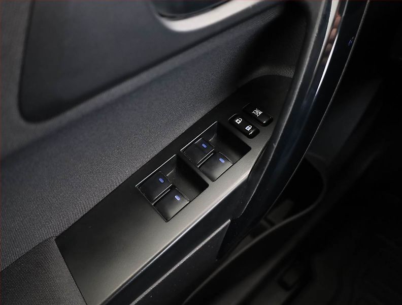 Toyota Auris (2018) Hybrid, Automat, Navi - fotka 18 z 21